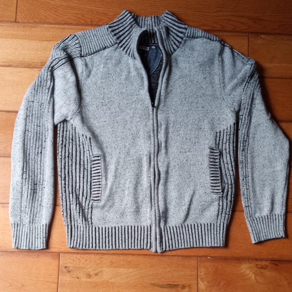 Men's Zip-Up Gray Sweater